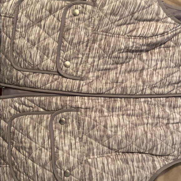 vest - Picture 4 of 4